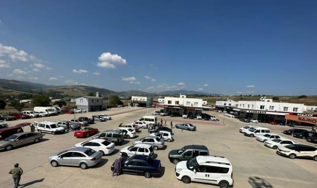 Satıcılar şikayetçi! Samsun'da ikinci el oto pazarı boş kaldı