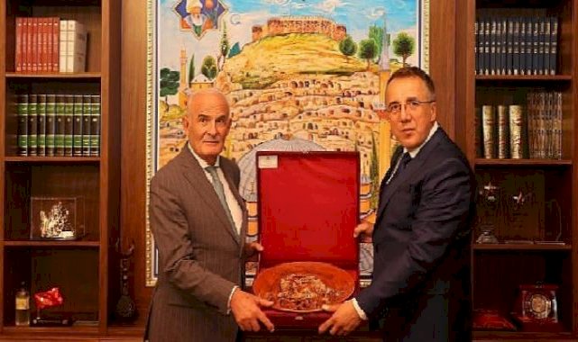 AK Parti Genel Başkan Yardımcısı Yılmaz'dan Başkan Savran'a ziyaret