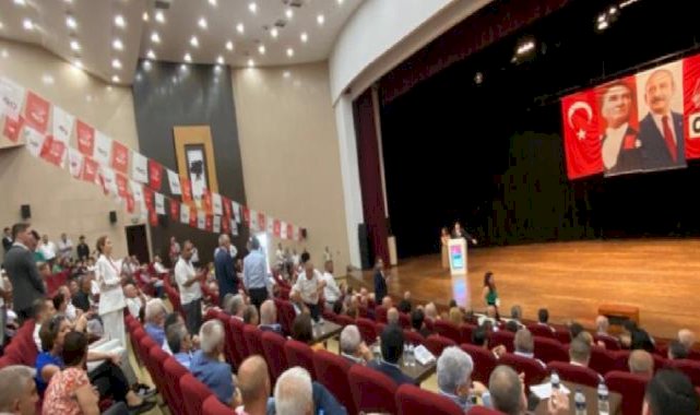 CHP'de değişimciler ilçe kongrelerinde umduğunu bulamadı: Kılıçdaroğlu'na yakın adaylar kazandı
