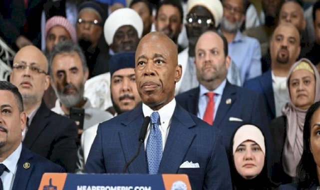 New York Belediyesi, cuma ezanının açıktan okunmasının önündeki engeli kaldırdı