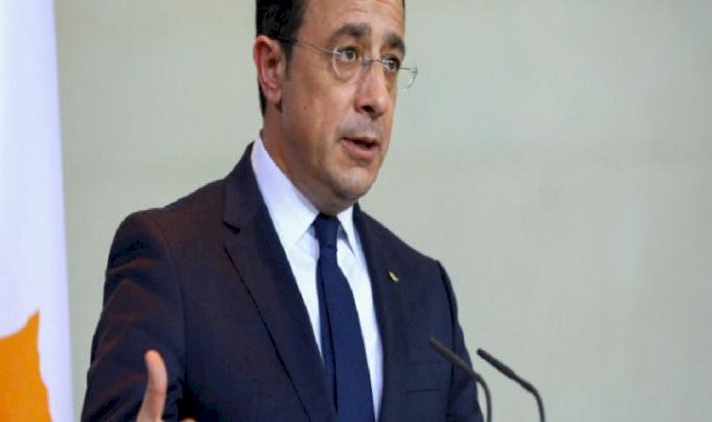 Rum lider Hristodulidis'in iddiası: Rumlar ve Türkler yeniden birleşmek istiyor