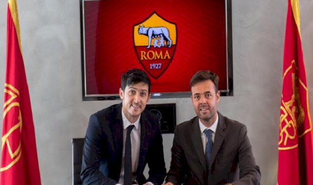 Sardar Azmoun resmen Roma'da