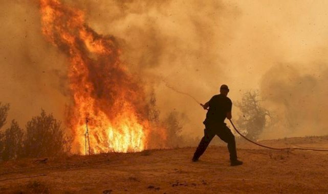 Yunanistan'daki yangınlarda ABD hedef tahtasına konuldu