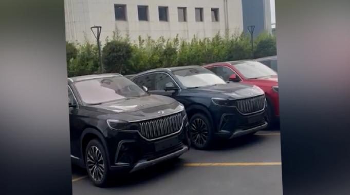 Teslimat bekleyen Togg otomobiller görüntülendi
