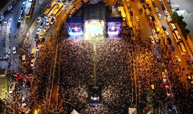 Üsküdar Gençlik Festivali'ne katılımcılardan yoğun ilgi