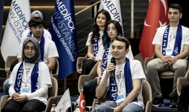 YKS birincisi 5 öğrencinin tercihi Medipol Üniversitesi oldu