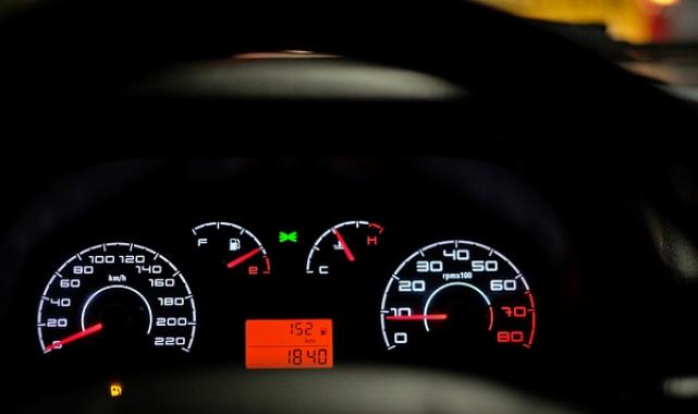 Ağustos ayında yeni araç ilanı girişlerinde düşüş gözlemlendi