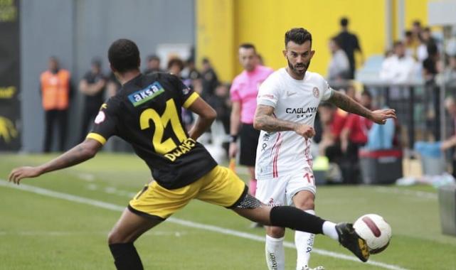 Antalyaspor, İstanbulspor karşısında geriden geldi