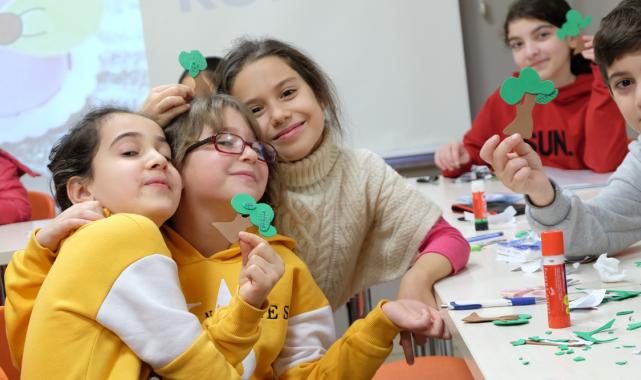 Bilgi Evleri’nde atölye ve kulüp zamanı