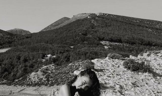 Burcu Özberk kusursuz fiziğini sergiledi, takipçileri akın etti! "Seyirlik değil ömürlük"