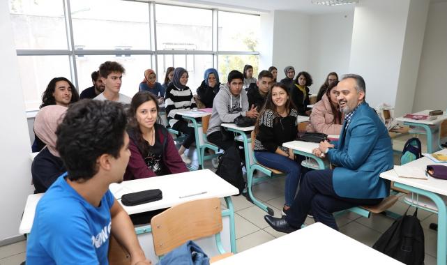 BUSMEK'li öğrenciler üniversitelerine yerleşti