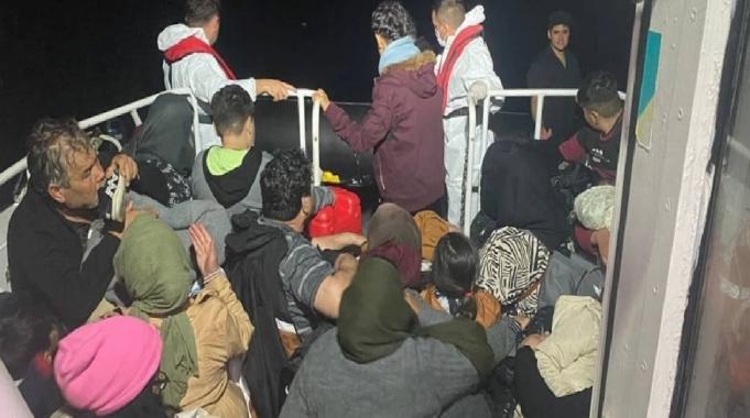 Çanakkale&#039;de göçmen hareketliliği! 121 kişi yakalandı, 40 göçmen kurtarıldı