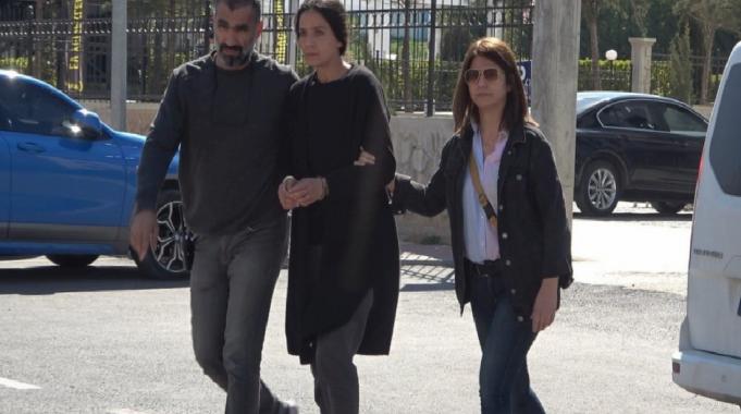 Denizli&#039;de dayak yediği kocasını öldürdü: Seni kıtır kıtır doğrayacağım dedi