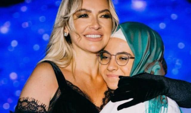Hadise hayranını sahneye çıkardığı o anları paylaştı