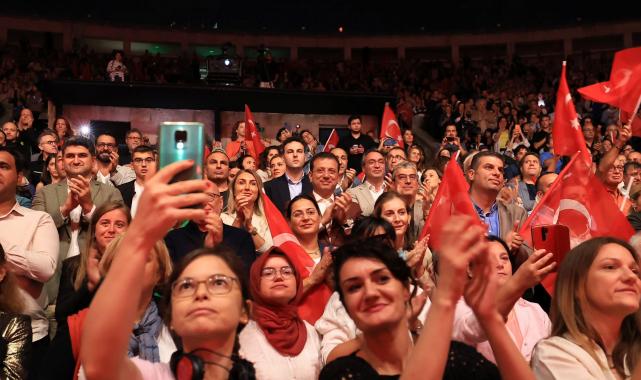 İmamoğlu: "Cumhuriyet bu millete çok yakışıyor"