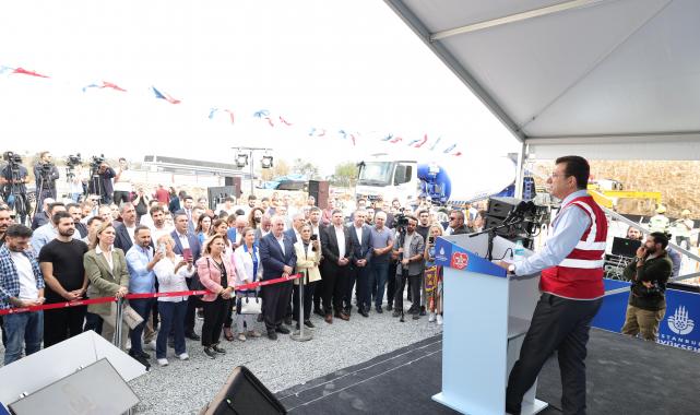 İmamoğlu: "Ülke, Cumhuriyetin değerini bilen çocuklarla güçlü, özgür ve huzurlu olabilir"