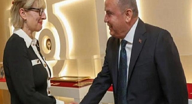 İngiltere Büyükelçisi Jill Morris'ten Başkan Böcek'e ziyaret