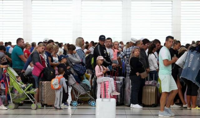 İngiltere Büyükelçisi Morris açıkladı! İngiliz turistler giderek daha çok Türkiye'yi tercih ediyor