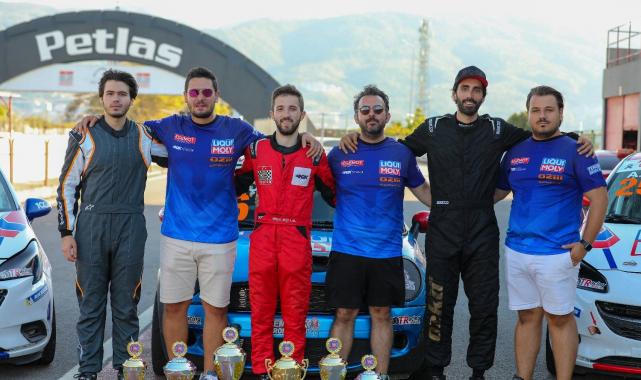İzmirli H2K Racing Team Körfez’de kupalara ambargo koydu