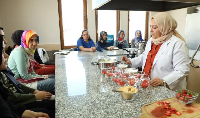 KOMEK'te yeni dönem kayıtları başladı