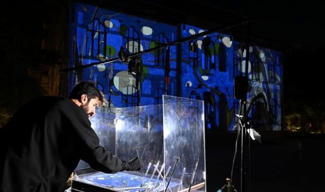 Konya'da Mevlana’nın huzurunda 250 semazen aynı anda sema icra etti