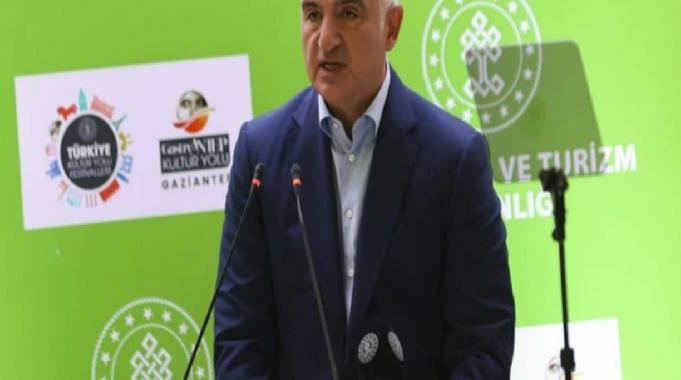 Mehmet Nuri Ersoy: Şehirlerimiz gastronomide denizde yüzüp derede boğuluyor