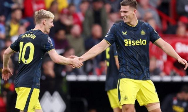 Newcastle United, Sheffield United'a tarihi fark attı!