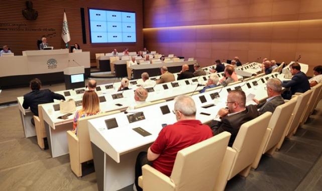 Nilüfer Belediyesi’nden üniversite öğrencilerine ulaşım desteği