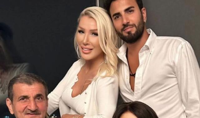 Seda Sayan eşi Çağlar Ökten'in ailesiyle bir araya geldi