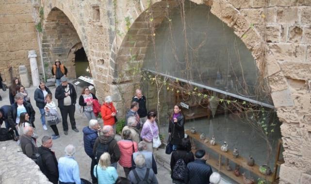 Sezon bitti! Turizmciler 'gezen turistleri' bekliyor