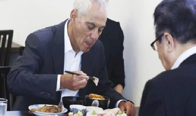 "ABD'nin Tokyo Büyükelçisi'nin şovu tipik bir ikiyüzlülük örneği"