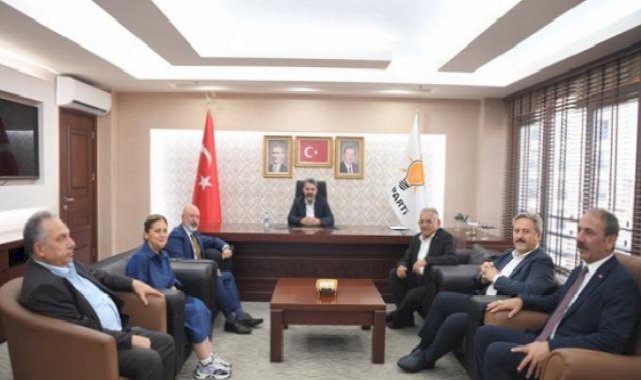 Başkan Büyükkılıç’tan, AK Parti İl Başkanı Üzüm ve yönetimine ziyaret