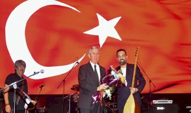 Başkan Yavaş ve Başkentliler Neşet Ertaş’ı andı