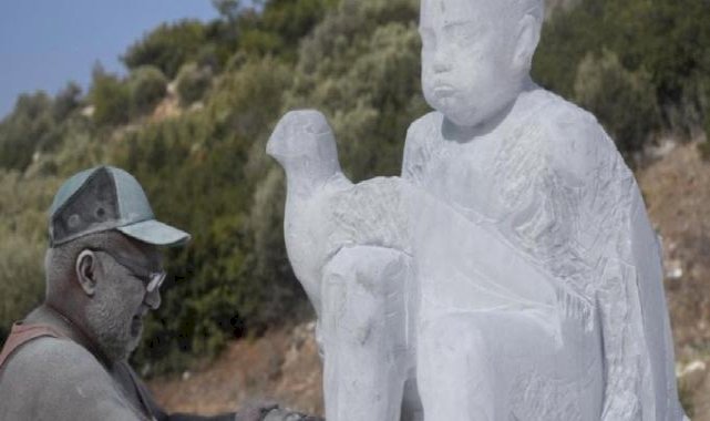 CHP'li Kuşadası Belediyesi düzenledi: Cumhuriyetin 100. yılına özel heykel sempozyumu