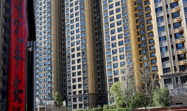 Emlak krizinde son perde! Çinli Evergrande'nin hisseleri işleme kapatıldı