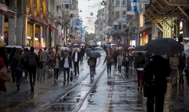 İstanbul'da kayıtlı olmayan Suriyelilerin kayıtlı illere dönme süresi uzatılmayacak