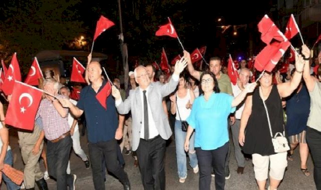 İzmir Karabağlar’da geleneksel kortej  coşkusu
