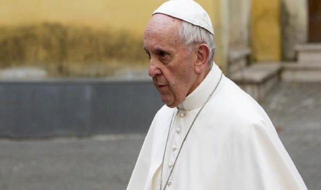Papa Franciscus: Avrupa ülkeleri göçmenleri korumalı