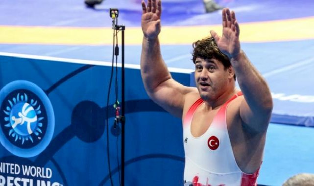 Rıza Kaylp, Dünya Güreş Şampiyonası'nda finalde