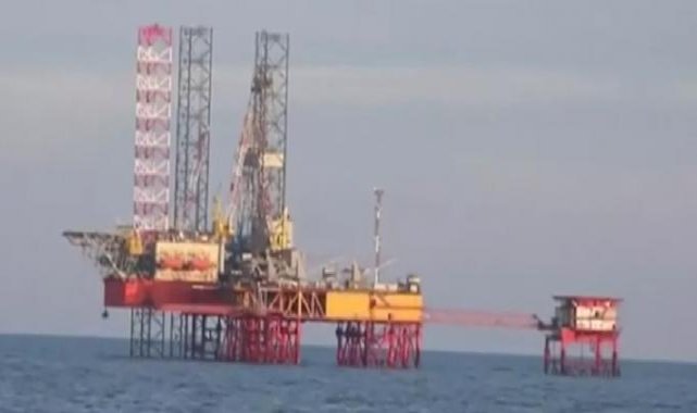 Ukrayna istihbaratı: Karadeniz'deki stratejik sondaj kulelerinin kontrolü bizde