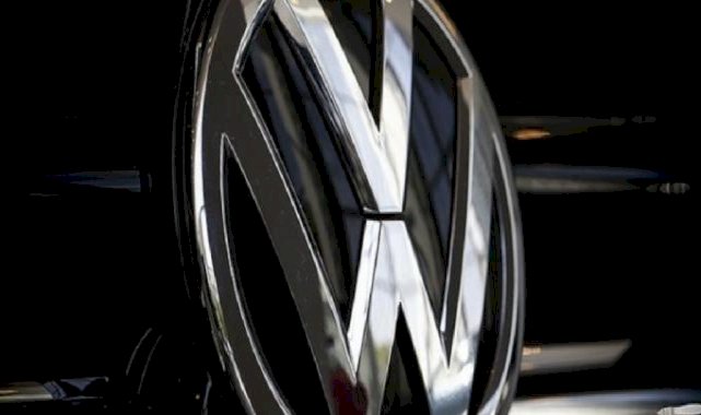 Volkswagen'de sistem arızası: Araç üretimi durduruldu