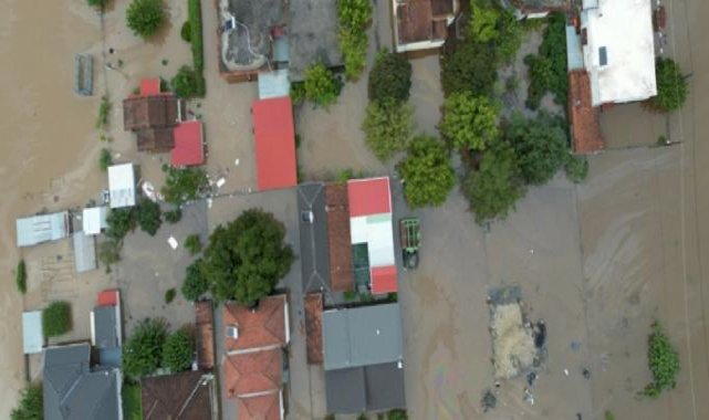 Yunanistan'da sel nedeniyle can kaybı sayısı 10'a çıktı