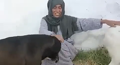 Yıldız Tilbe başörtüsü takıp köy yaşamından doğal halini paylaştı