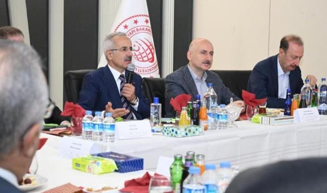 Abdulkadir Uraloğlu, sona yaklaşan Bakırköy- Kirazlı Metro Hattı'nı inceledi