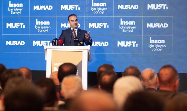 Bakan Kacır: Sanayide başarı hikayesine yeni sayfalar ekleyeceğiz