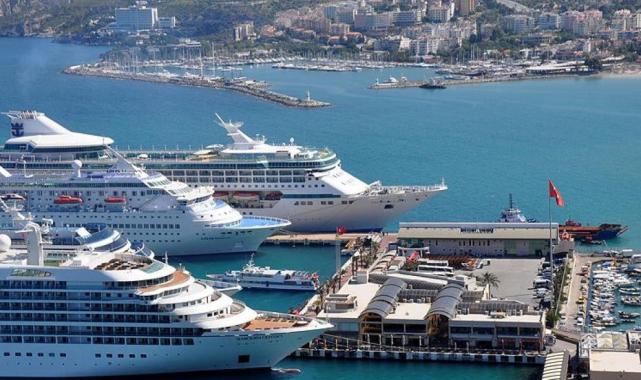 Bir yılda yüzde 54'lük artış! Kruvaziyer yolcu sayısı 1 milyonu aştı