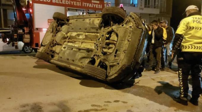Bolu'da iki araca çarpan otomobilin alkollü sürücüsü: El frenini çekin, araba kaymasın