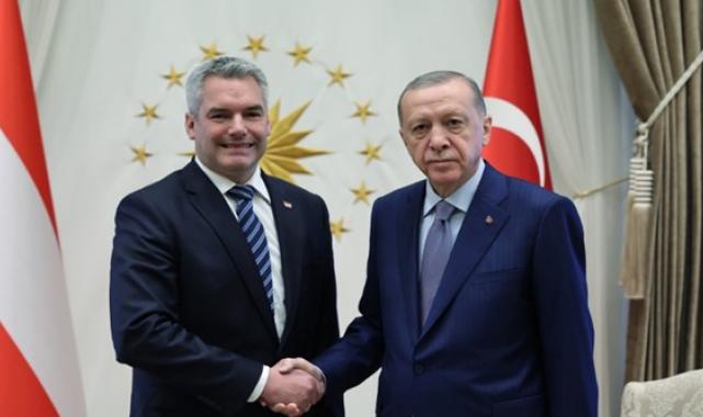 Cumhurbaşkanı Erdoğan: "Amerika'nın uçak gemisinin İsrail'de ne işi var?"