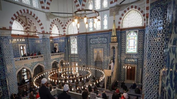 Diyanet&#039;in Cuma hutbesi: Her zorluğun ardından bir kolaylık vardır
