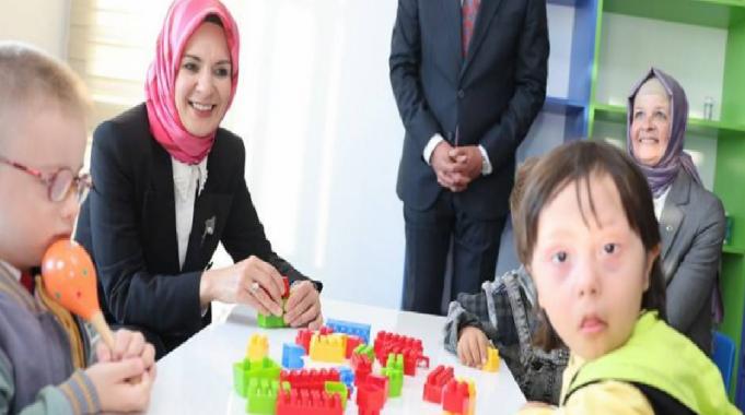 Down Sendromlu Bireyler Yaşam Destek Merkezi Açıldı